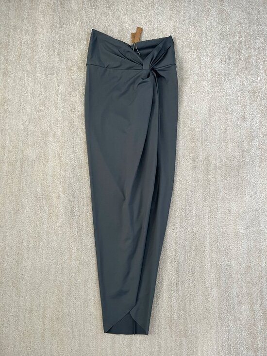 SKIMS Other - NWT Skims Swim Sarong Cover Up Skirt M Gunmetal Gray